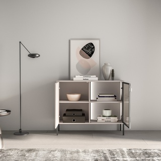 komoda 107 przeszklona na nóżkach Barnee 03 szafka z szybą LED