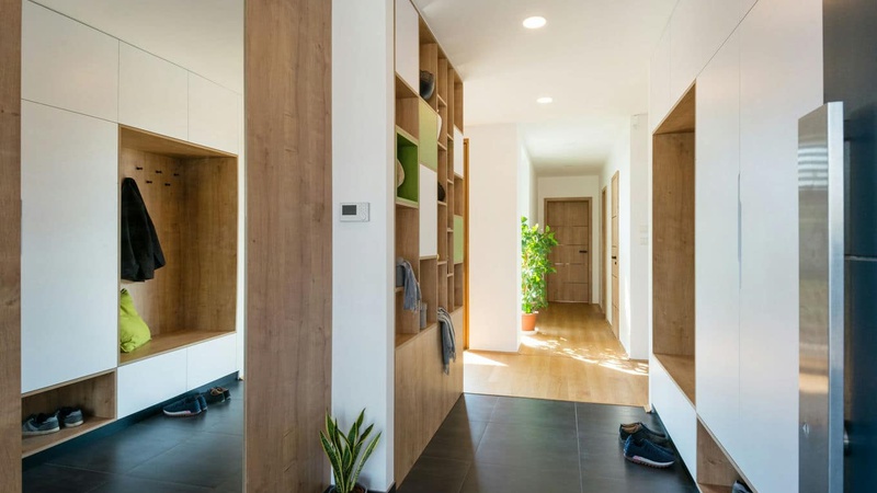 Garderoba do przedpokoju – jak wybrać idealny model?