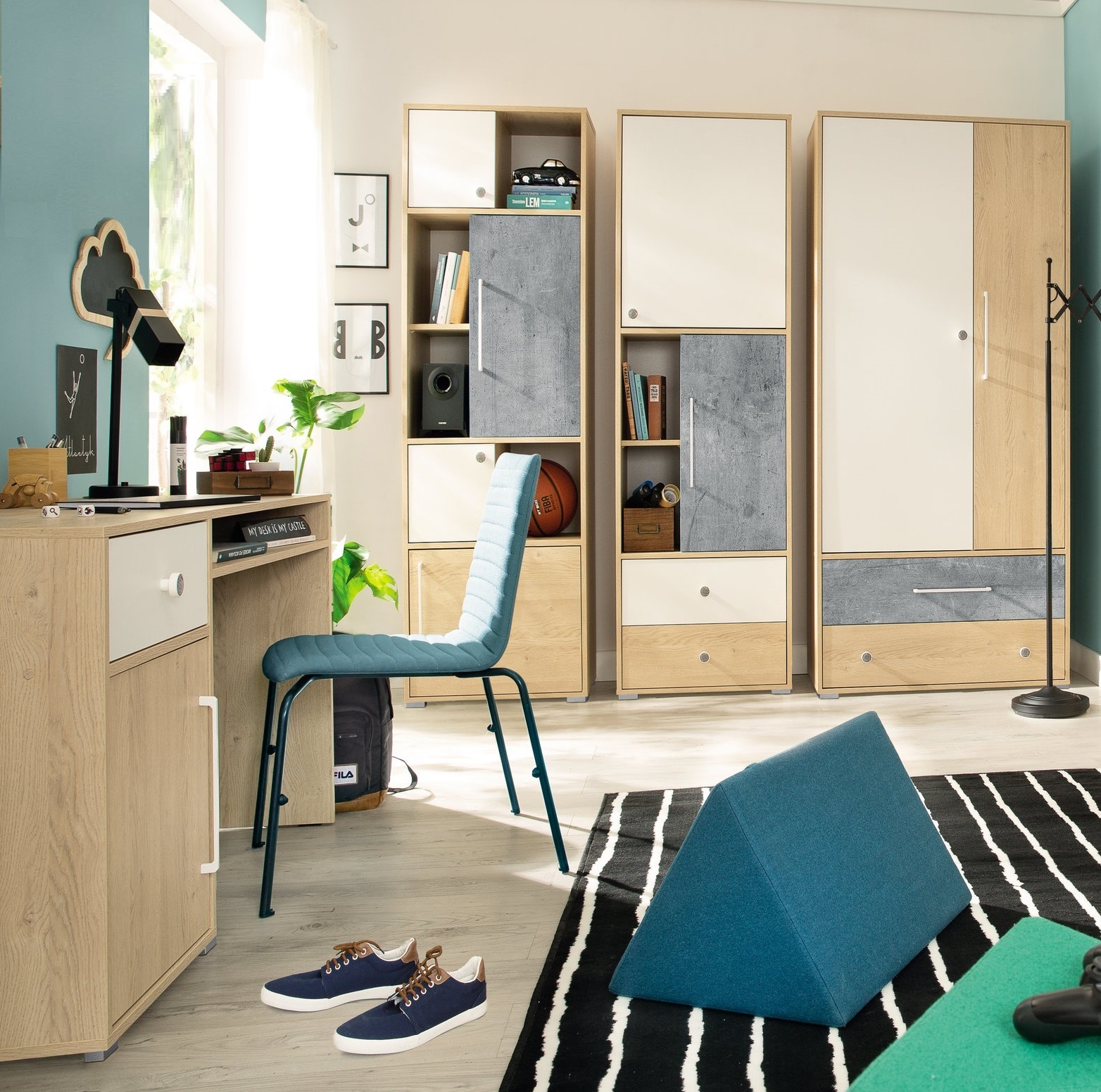 zestaw dla ucznia dzieci młodzieży Step H meblościanka z biurkiem